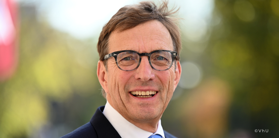Wolf Matthias Mang, Präsident der Vereinigung der hessischen Unternehmerverbände (VhU) - ©VhU